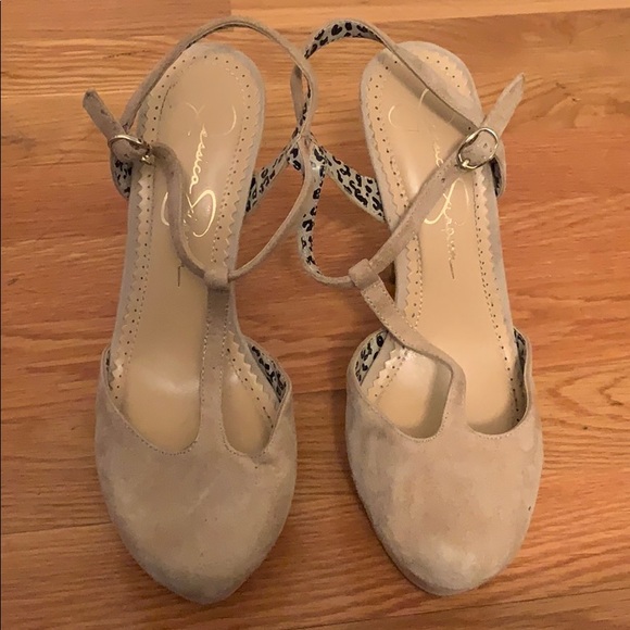 EUC Nude suede Jessica Simpson platform t-strap heels - Picture 3 of 6